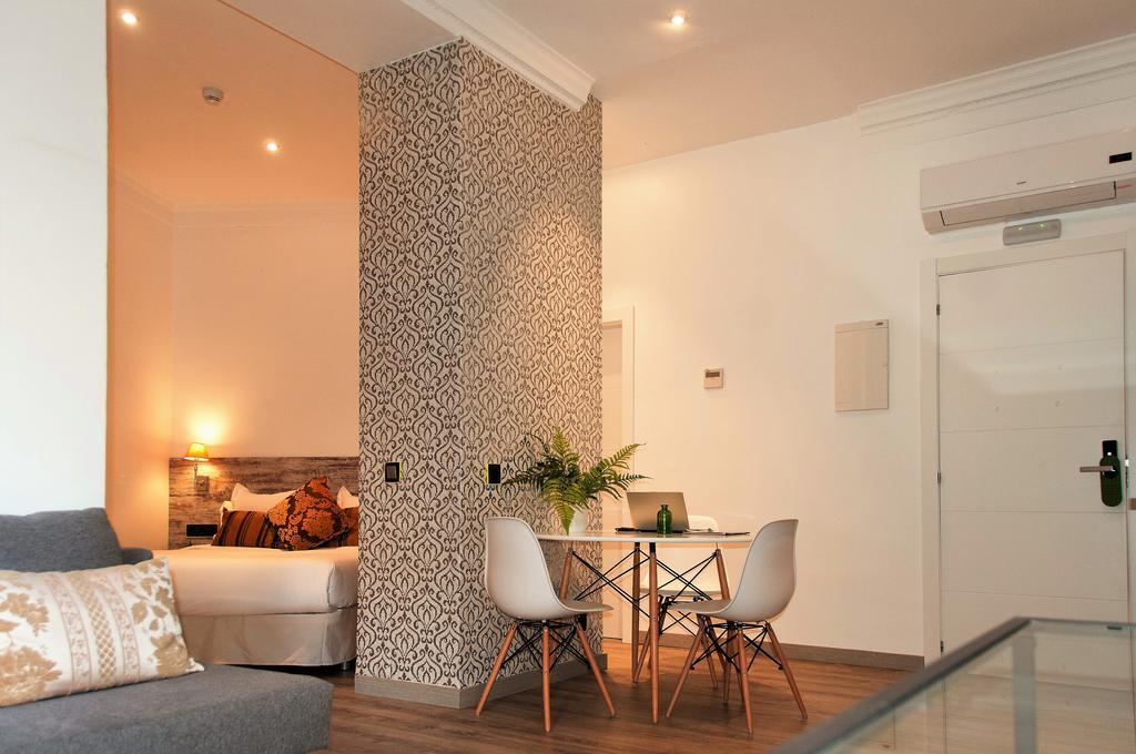 กีวีเดสตินี บาร์เซโลนา ซิตี้ Aparthotel ภายนอก รูปภาพ