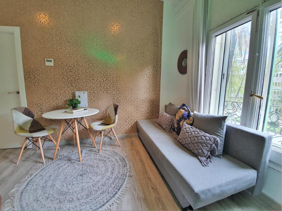 กีวีเดสตินี บาร์เซโลนา ซิตี้ Aparthotel ภายนอก รูปภาพ